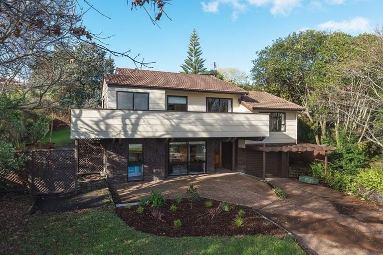 Photo of property in 26 Rotoma Rise, Clover Park, Auckland, 2019