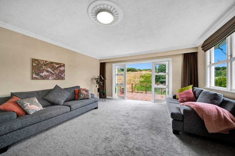 Photo of property in 7 Whakawhiti Street, Marfell, New Plymouth, 4310