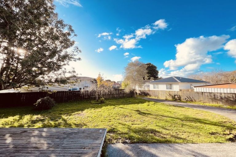 Photo of property in 7 Brentford Place, Manurewa, Auckland, 2102