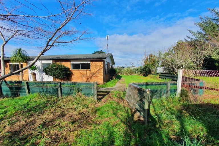 Photo of property in 35 Smith Road, Waiuku, 2682