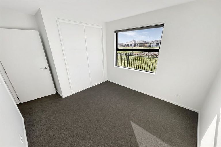 Photo of property in 2 Riroriro Lane, Halswell, Christchurch, 8025