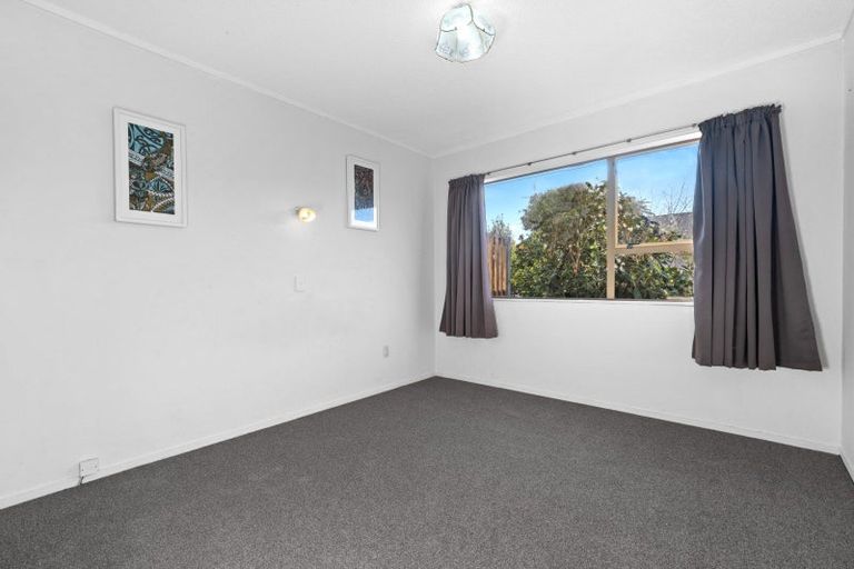 Photo of property in 422 Ngatai Road, Bellevue, Tauranga, 3110