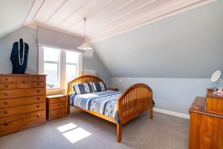 Photo of property in 7 Sealy Road, Bluff Hill, Napier, 4110