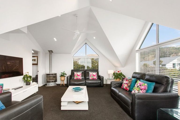 Photo of property in 102a Esplanade, Sumner, Christchurch, 8081