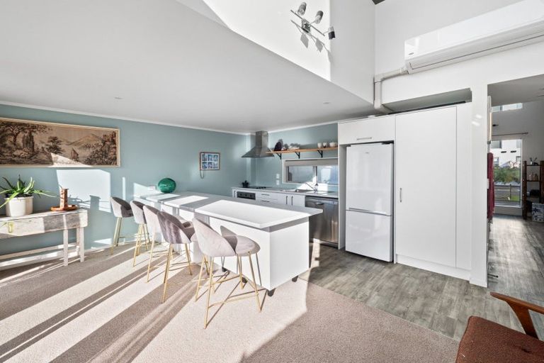 Photo of property in 31 Reynolds Place, Papamoa Beach, Papamoa, 3118