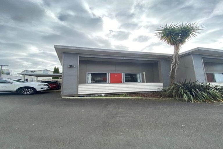 Photo of property in 16a Dowding Street, Melville, Hamilton, 3206