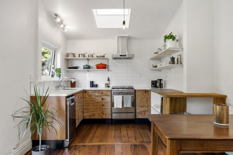 Photo of property in 13 Laura Avenue, Brooklyn, Wellington, 6021