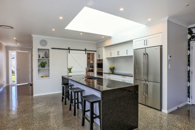 Photo of property in 19 Manapouri Street, Poraiti, Napier, 4112