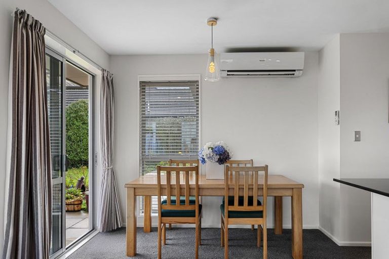 Photo of property in 4 Hibiscus Grove, Rangiora, 7400