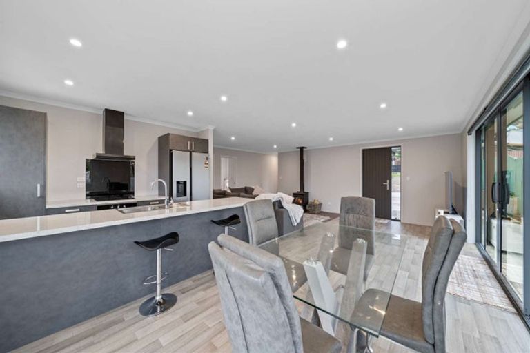 Photo of property in 11 Clyde Street, Oamaru North, Oamaru, 9400