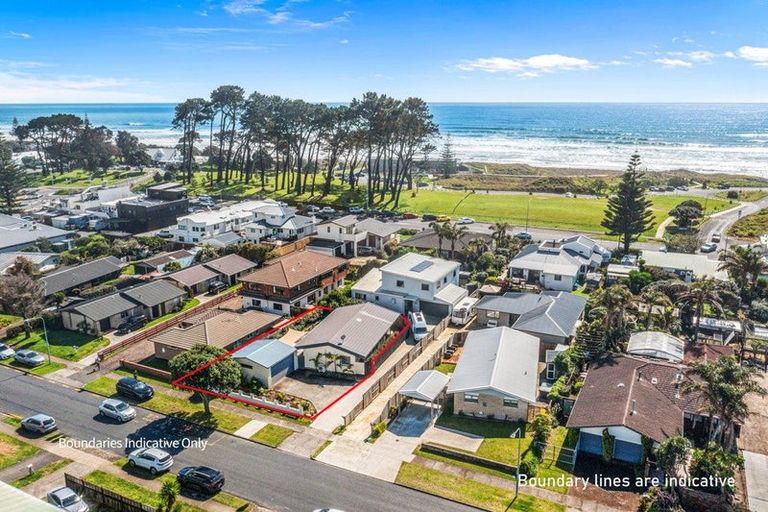 Photo of property in 11a Dickson Road, Papamoa Beach, Papamoa, 3118