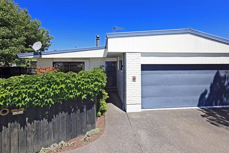 Photo of property in 16a Mchardy Street, Havelock North, 4130