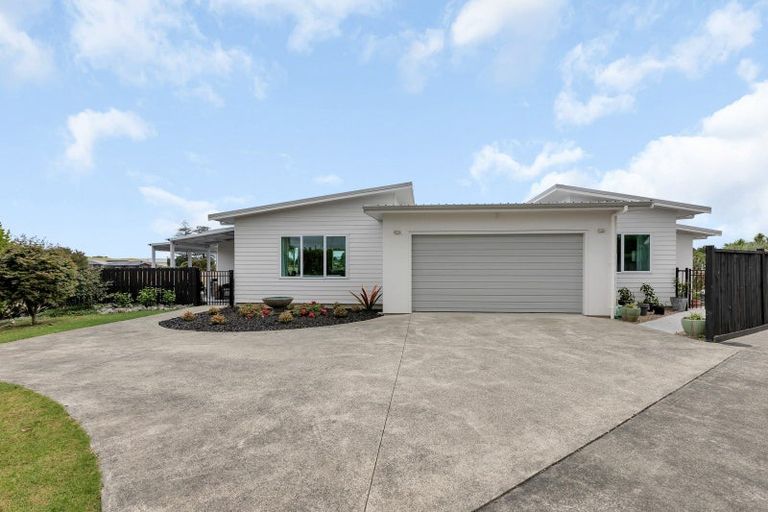 Photo of property in 16 Riverglen Road, Waipu, 0510