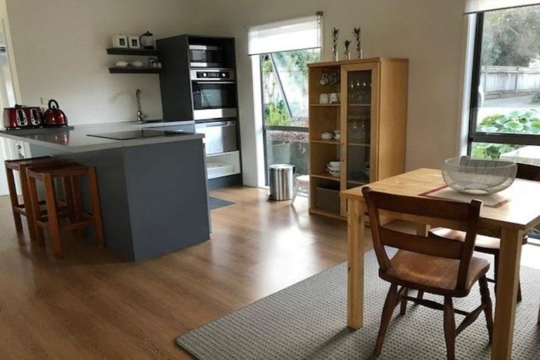 Photo of property in 30a Ballance Street, Lower Vogeltown, New Plymouth, 4310