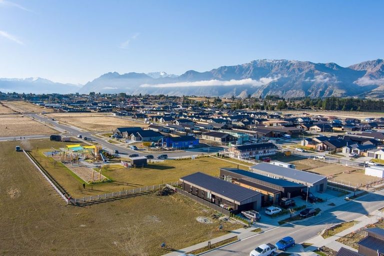 Photo of property in 27 Longview Drive, Lake Hawea, 9382