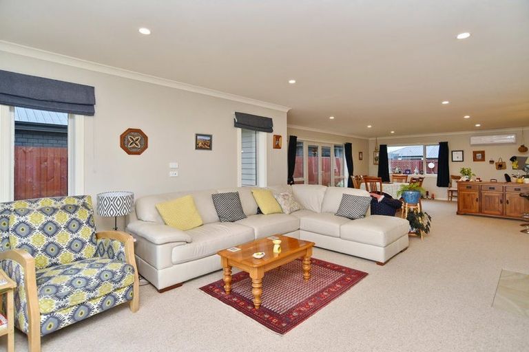 Photo of property in 88 Petries Road, Woodend, 7610