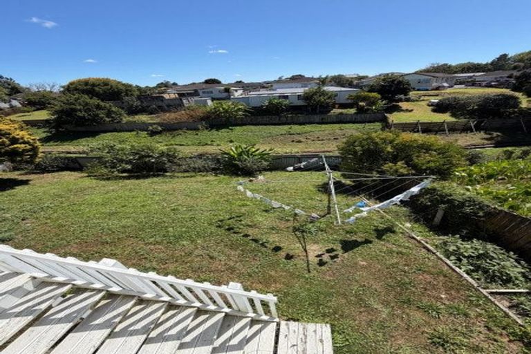 Photo of property in 18 Heathberry Close, Papatoetoe, Auckland, 2025