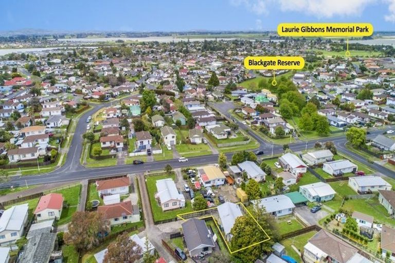 Photo of property in 2/63 Palmers Road, Clendon Park, Auckland, 2103