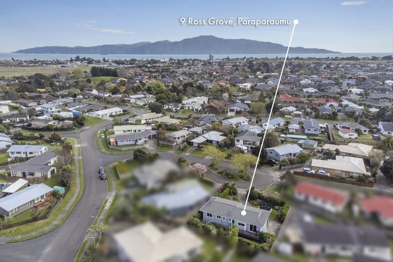 Photo of property in 9 Ross Grove, Paraparaumu, 5032