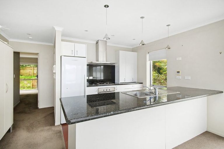 Photo of property in 2/275 Karaka Bay Road, Karaka Bays, Wellington, 6022