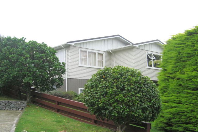 Photo of property in 22 Oriel Avenue, Tawa, Wellington, 5028