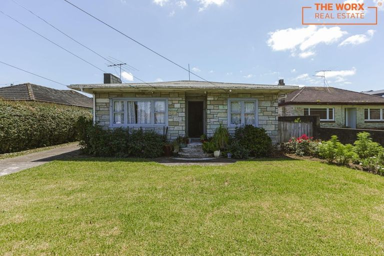 Photo of property in 14 Hillside Road, Mount Wellington, Auckland, 1062