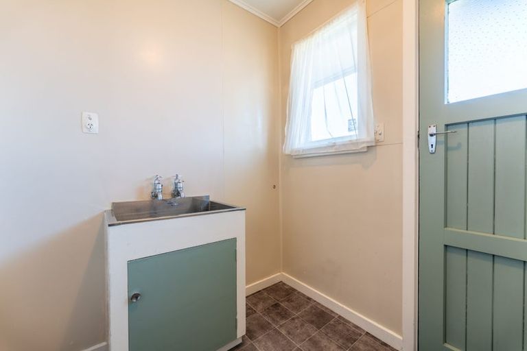 Photo of property in 2/8 Hatton Street, West End, Timaru, 7910