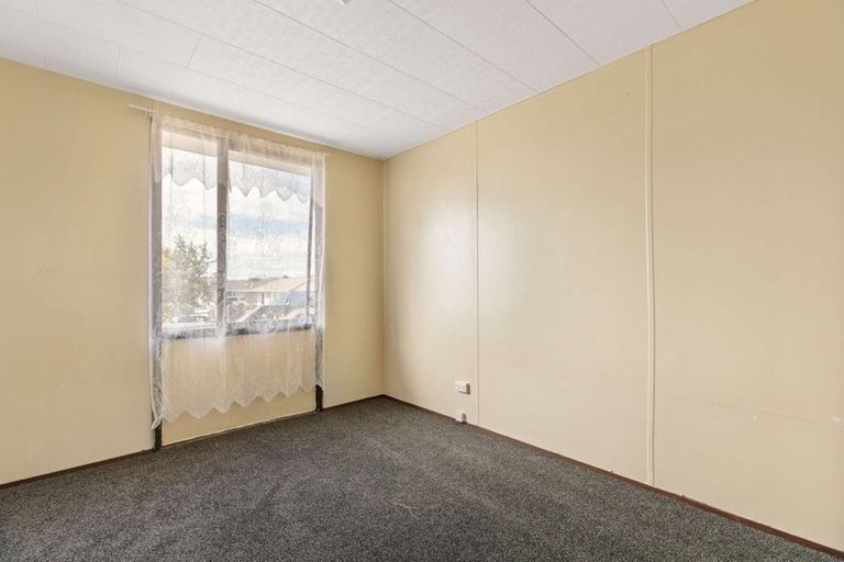 Photo of property in 1/62 Othello Drive, Clover Park, Auckland, 2023