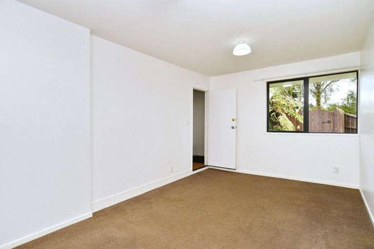 Photo of property in 1/10 Rachel Place, Avonhead, Christchurch, 8042