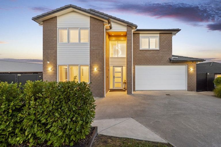 Photo of property in 94 Pohutukawa Parade, Riverhead, 0820