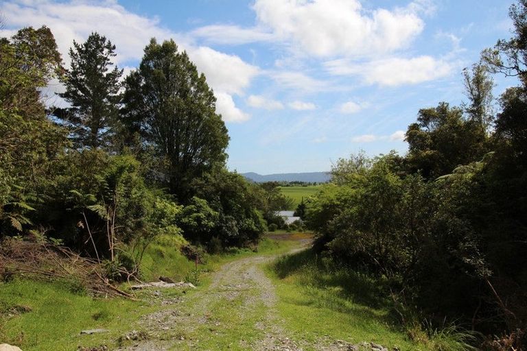 Photo of property in 93 Main Road, Harihari, 7884