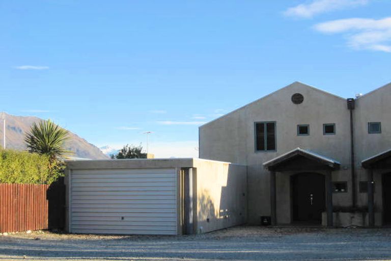 Photo of property in 45 Warren Street, Wanaka, 9305