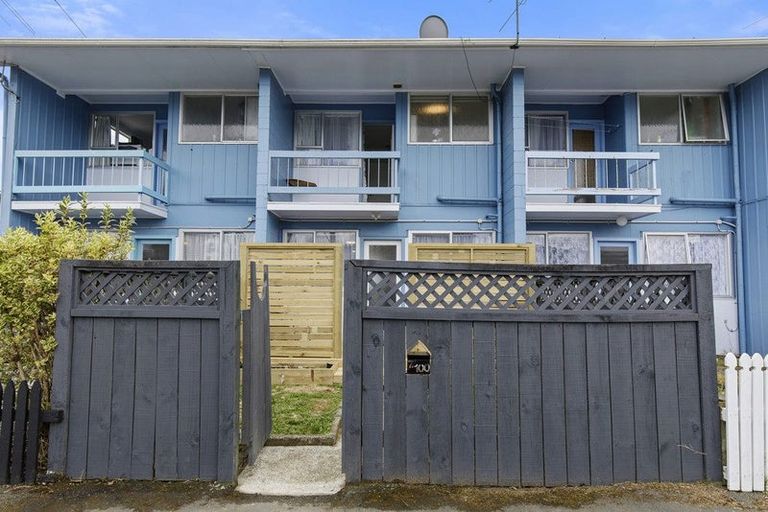 Photo of property in 7/100 Martin Street, Wallaceville, Upper Hutt, 5018