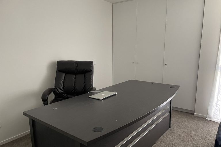 Photo of property in 79 Melbourne Road, Island Bay, Wellington, 6023