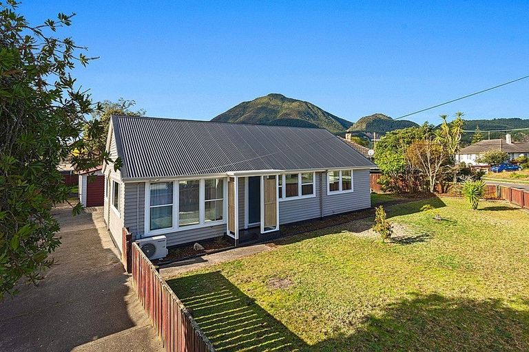 Photo of property in 16 Robinson Street, Kawerau, 3127