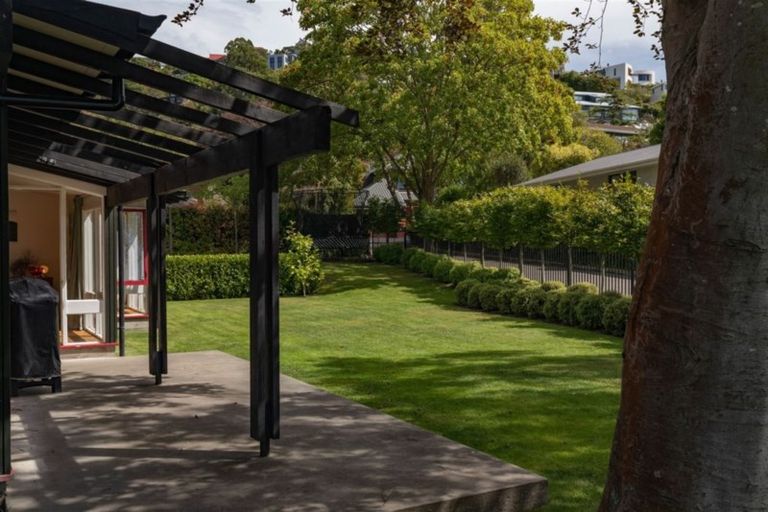 Photo of property in 21 Gunns Crescent, Cashmere, Christchurch, 8022