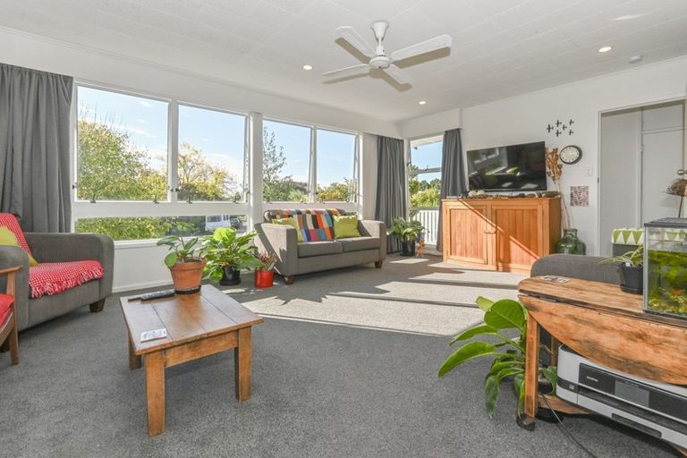 Photo of property in 23 Rakau Street, Havelock North, 4130