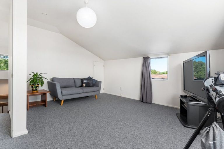 Photo of property in 36 Solway Avenue, Ilam, Christchurch, 8041