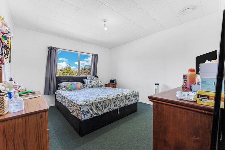 Photo of property in 96 Moire Road, Massey, Auckland, 0614