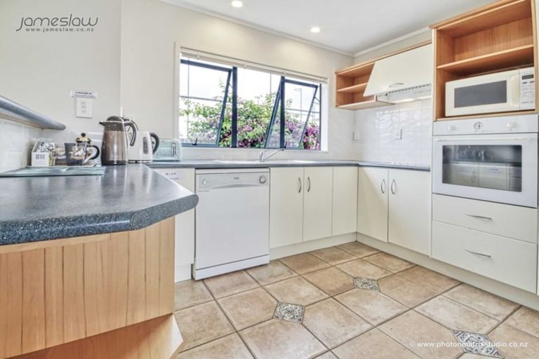 Photo of property in 22 Rockfield Road, Ellerslie, Auckland, 1061