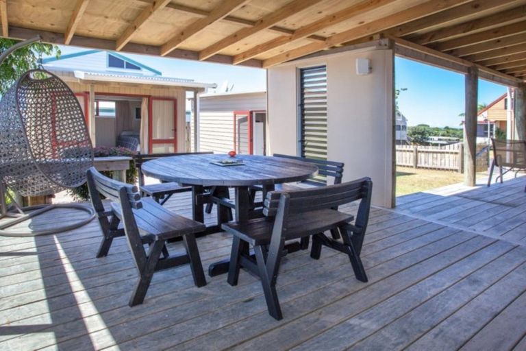 Photo of property in 426 Onemana Drive, Onemana, Whangamata, 3691