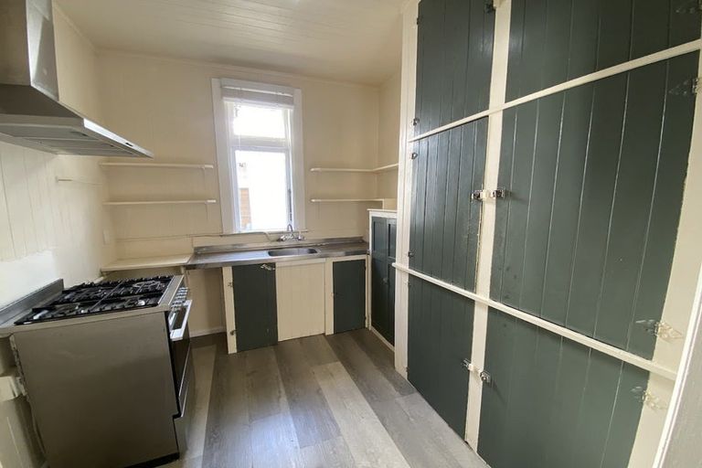 Photo of property in 354 The Parade, Island Bay, Wellington, 6023