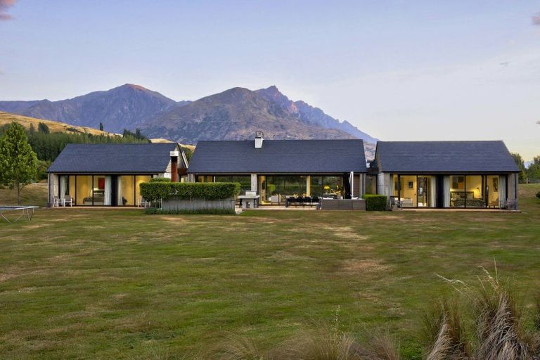 Photo of property in 243 Lower Shotover Road, Speargrass Flat, Queenstown, 9371