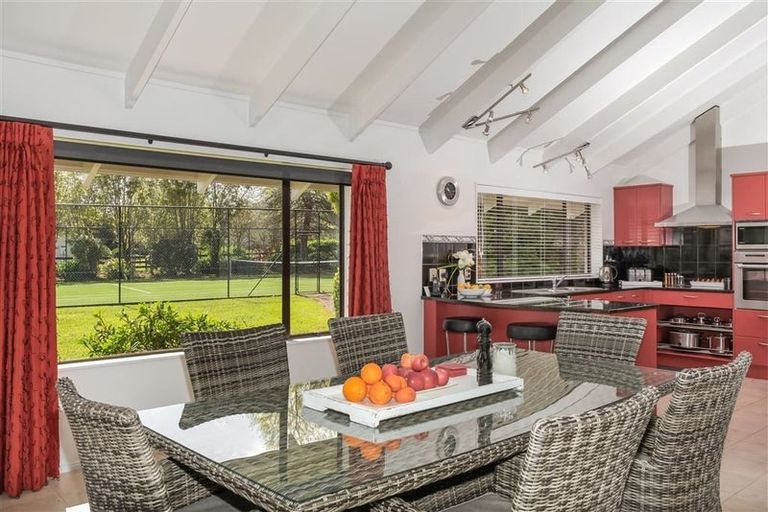 Photo of property in 60 Derbyshire Lane, Karaka, Papakura, 2580