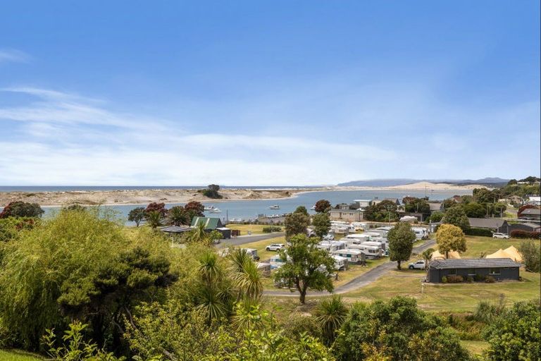 Photo of property in 4 Wintle Street, Mangawhai Heads, Mangawhai, 0505