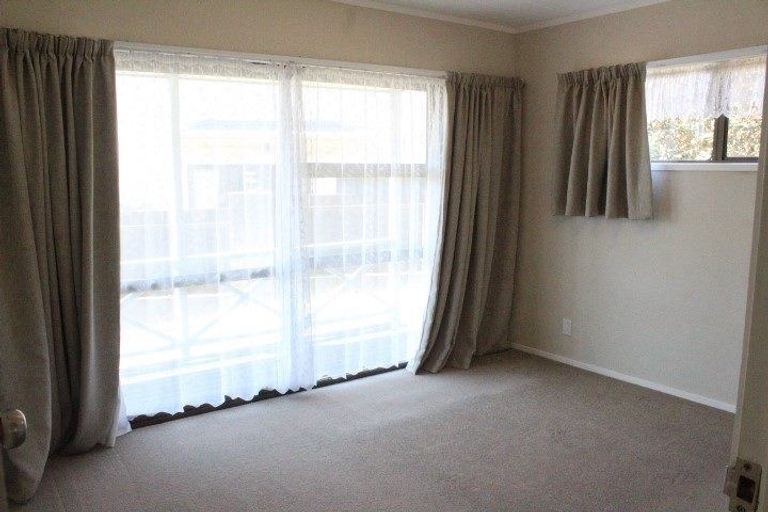 Photo of property in 30 Murvale Drive, Bucklands Beach, Auckland, 2014