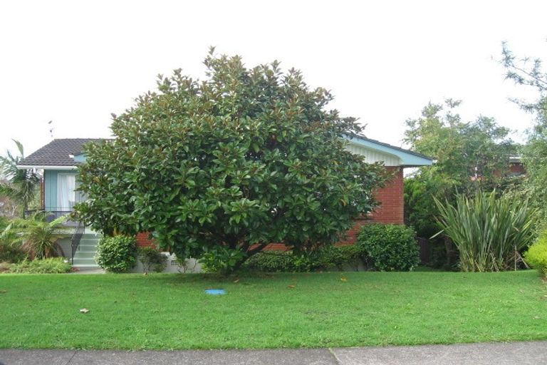 Photo of property in 5 The Crest, Sunnyhills, Auckland, 2010