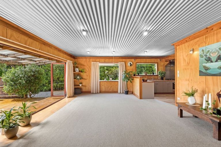 Photo of property in 15 Tukurua Road, Parapara, Takaka, 7182