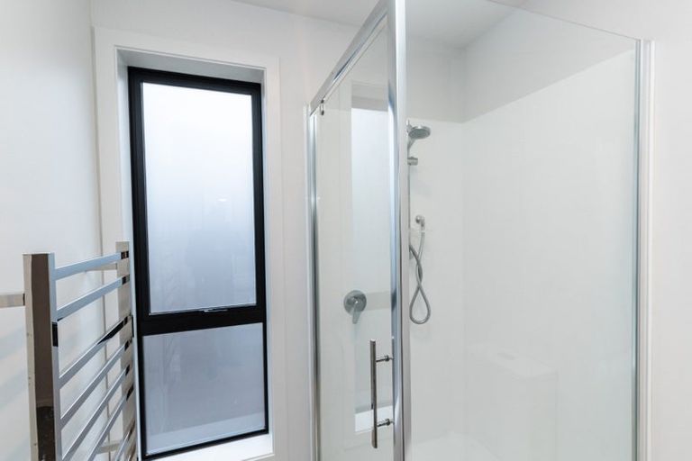 Photo of property in 1/7 Johnston Grove, Taita, Lower Hutt, 5011