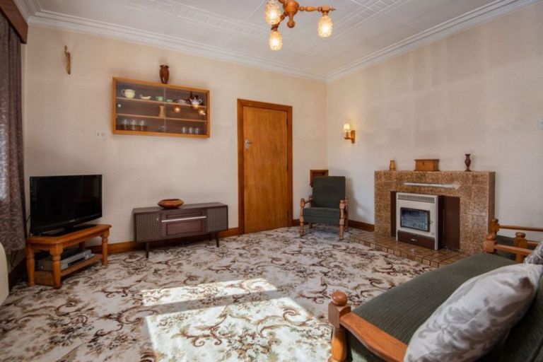 Photo of property in 16 Argyle Street, Mosgiel, 9024